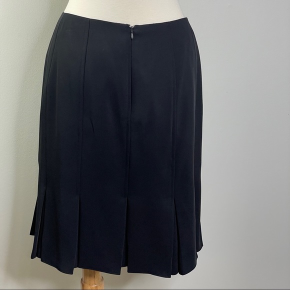 Tahari 2pc skirt suit set - 4P - Picture 8 of 11
